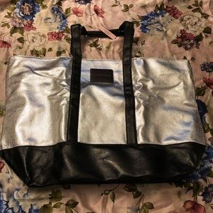 VS Metallic Tote
